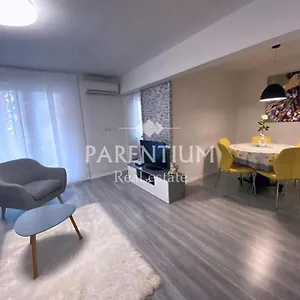 https://apartment-ronaldo.in-istria.net
